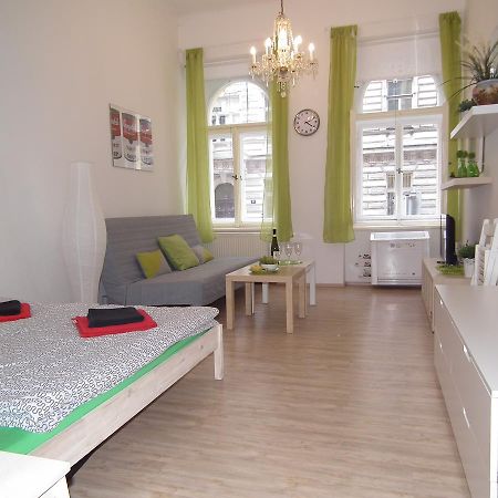 Apartment In The Centre Prag Dış mekan fotoğraf